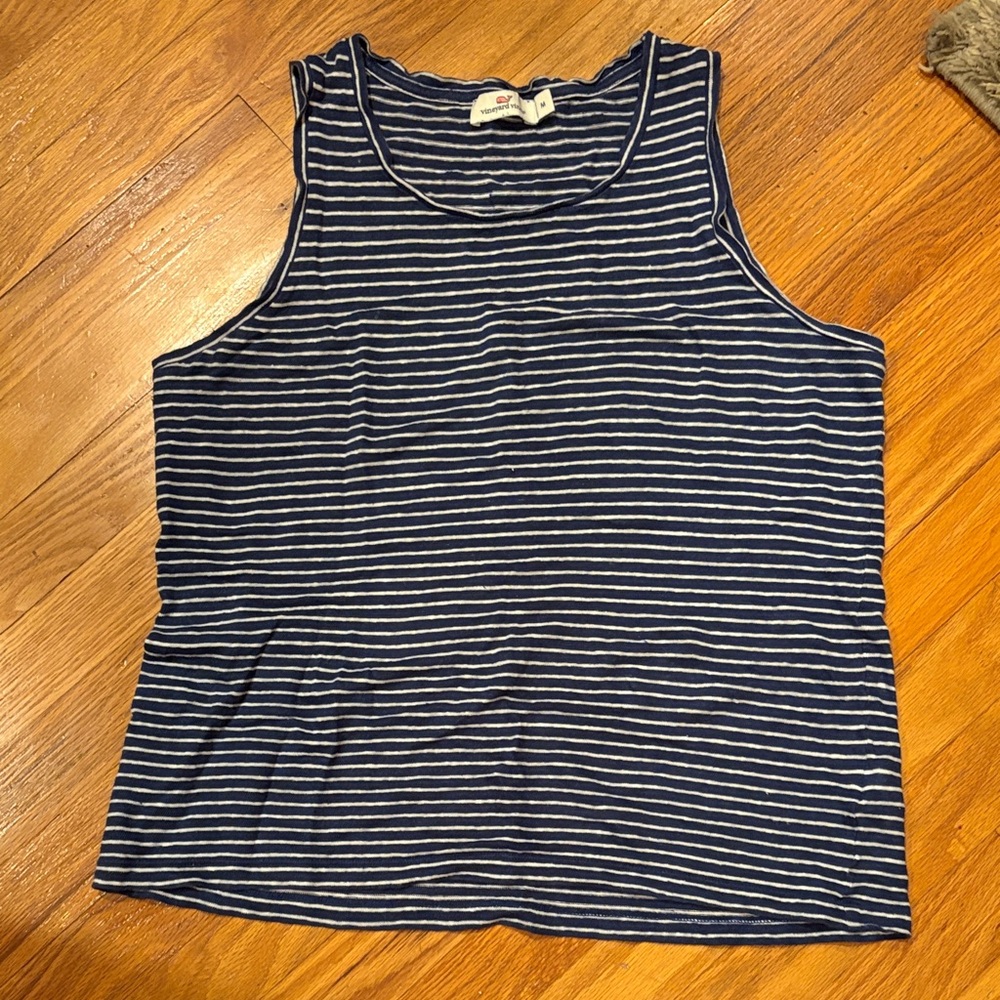 Vineyard Vines 100% linen soft Blue and White Striped Tank Top women’s M